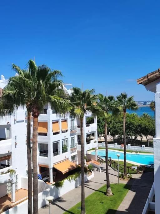 Apartamento A Pie De Playa Con Parking Privado روتا المظهر الخارجي الصورة